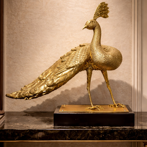 Regal Brass Peacock Sculpture – Grand Statement Décor Masterpiece
