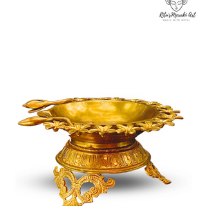 5-Inch Brass Diya with Floral Accent: Blooming Beauty